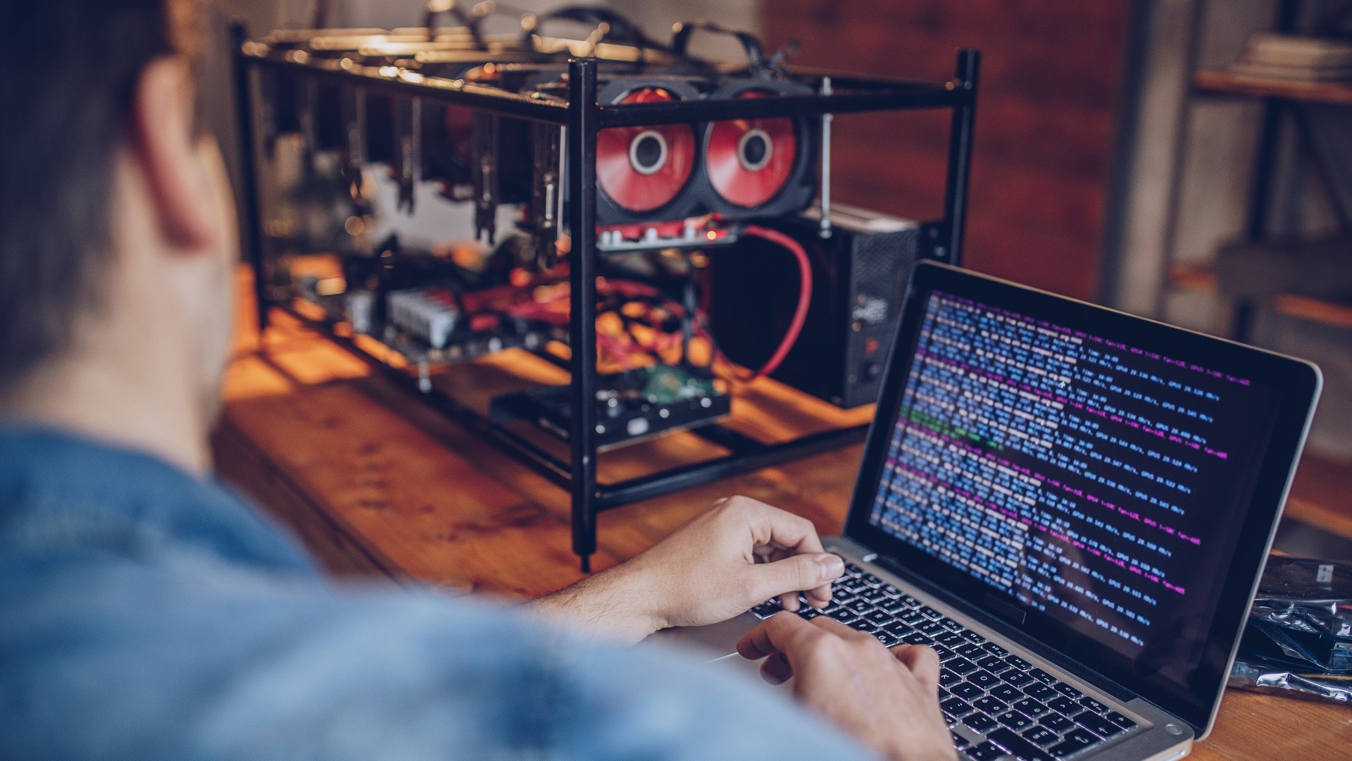 A—股:收评：三大指数集体收跌 机器人股集体回调