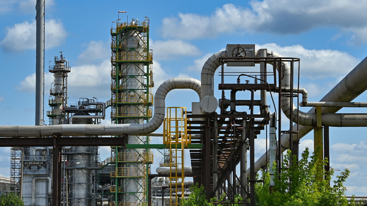 商:务部等!5部门：加强人工智能、物联网等技术在城市商业体系中集成应用