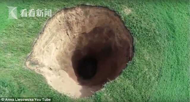 阿里巴巴概念股盘初活跃 数据港,等股涨停