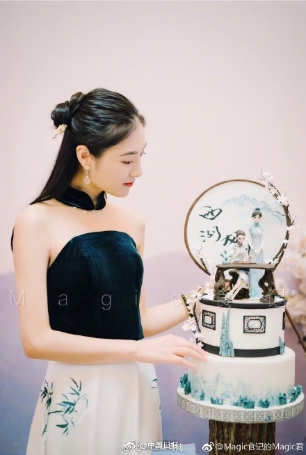 土耳其反对党贿选案延期审理，股市上演