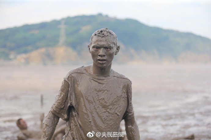 人民银行开展4058亿元逆回购操作 公开市场实现净回笼4745亿元