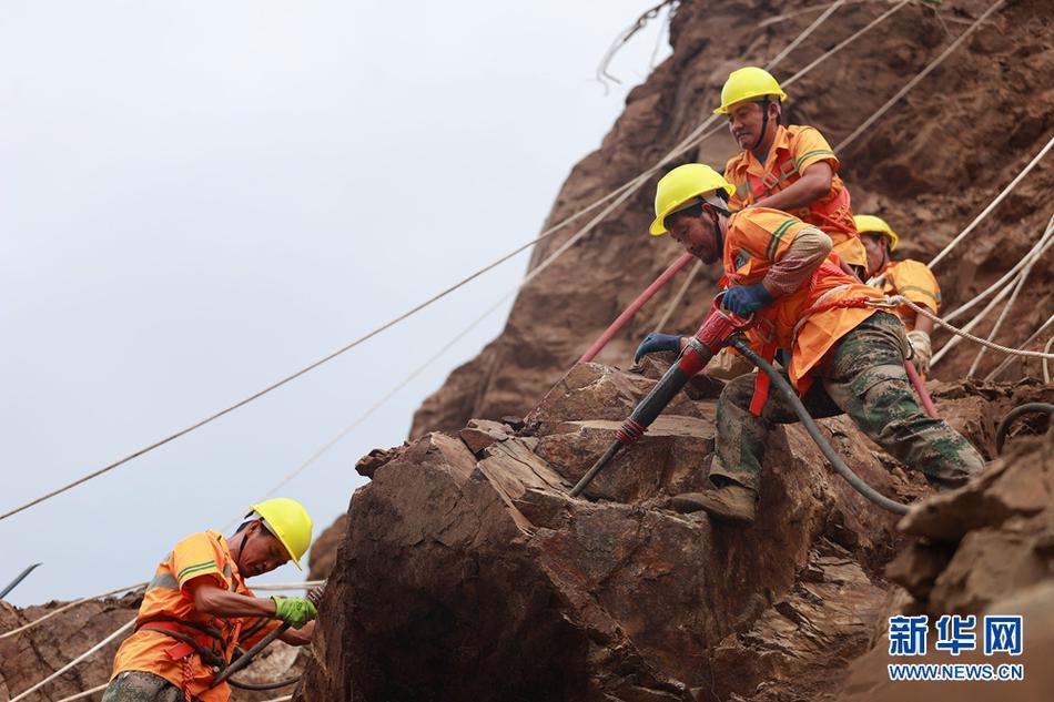 操盘必读：:影响股市利好或利空消息_2025年11月10日_财经新闻