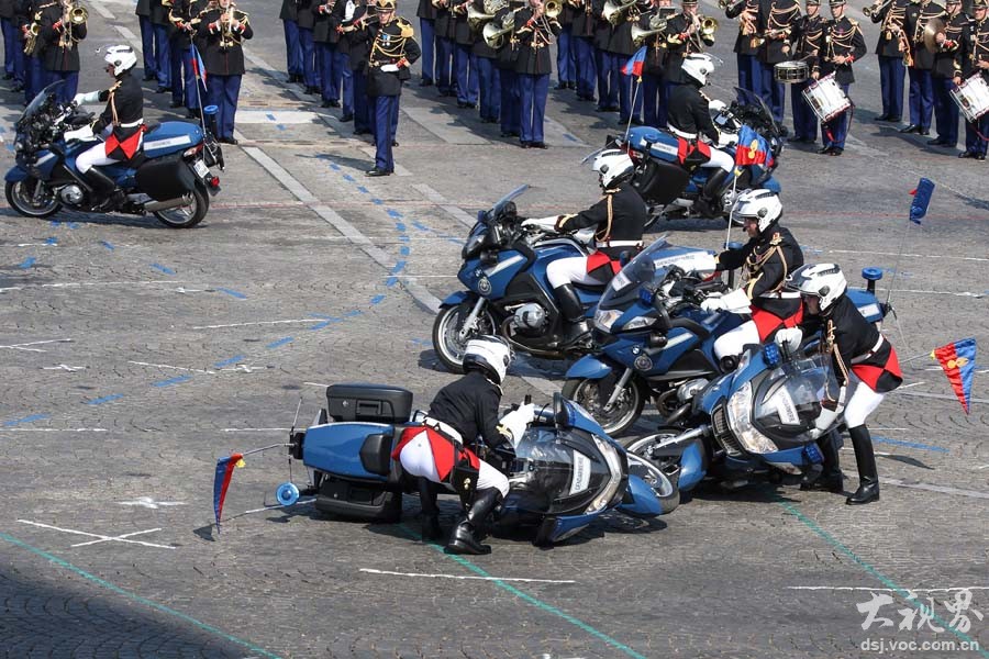 亿联!网络‘：’截至2025年9月30日持有公司股份人数（已合并）为36587户