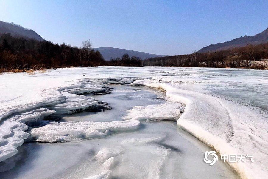 易会?满的儿子， 易晨阳同志的简历