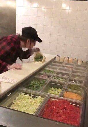 特?朗普‘：’若今天一切顺利 将举行三方会谈