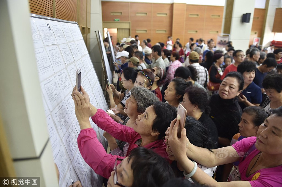 特斯拉股东,被—敦促否决马斯克1万亿美元薪酬方案