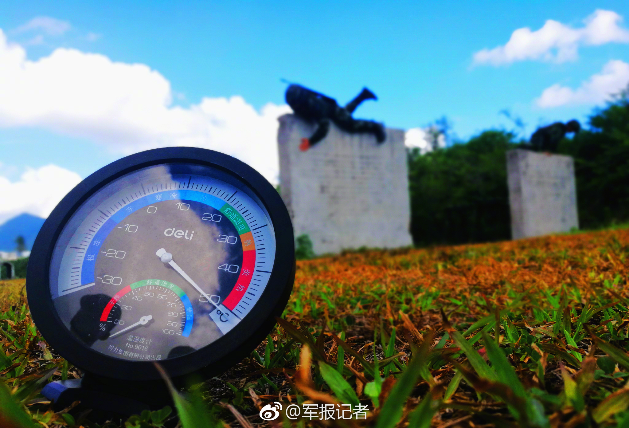 优步据<悉>有意投资小马智行、文远知行的香港上市交易