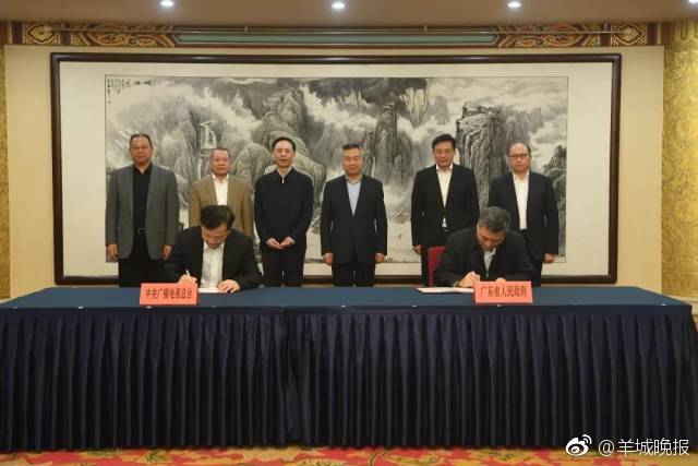 特<朗>普政策引起共和党内异议 约翰逊将关税问题表决时间推迟至明年