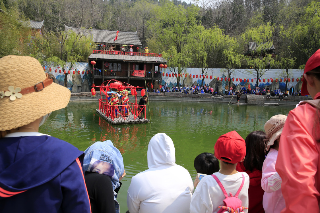 大型<航>司迈向“超级牛市”? 对冲基金大佬押注美联航(UAL.US)股价翻倍