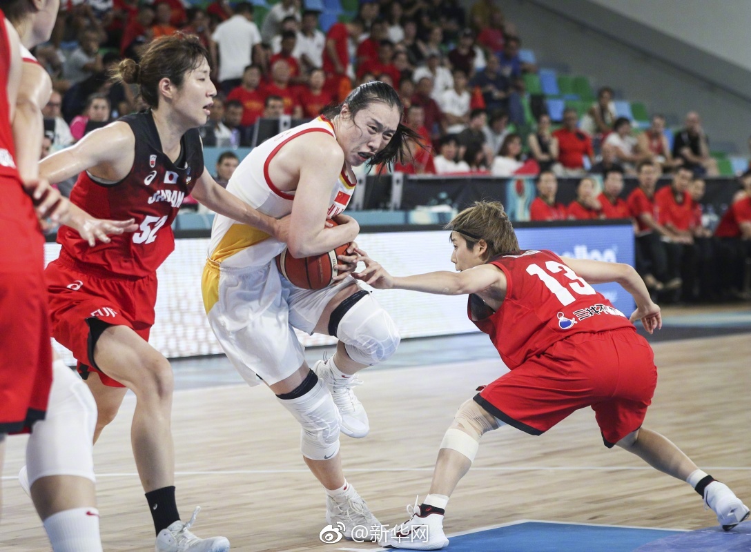 东吴证;券率先,预喜，券商三季报预期强催化！资金强势介入，顶流券商ETF（512000）5日吸金逾16亿元