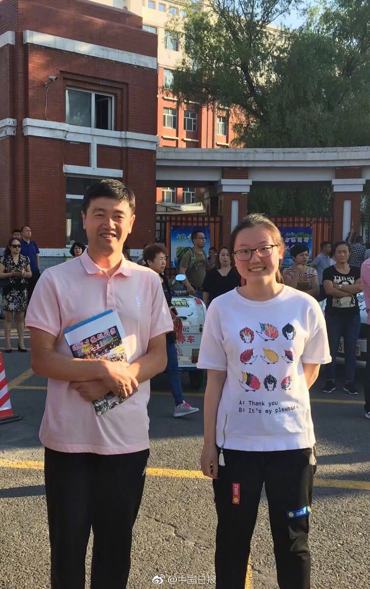 小鹏新!轿跑6分钟卖爆10000辆，何小鹏：Robotaxi也快了