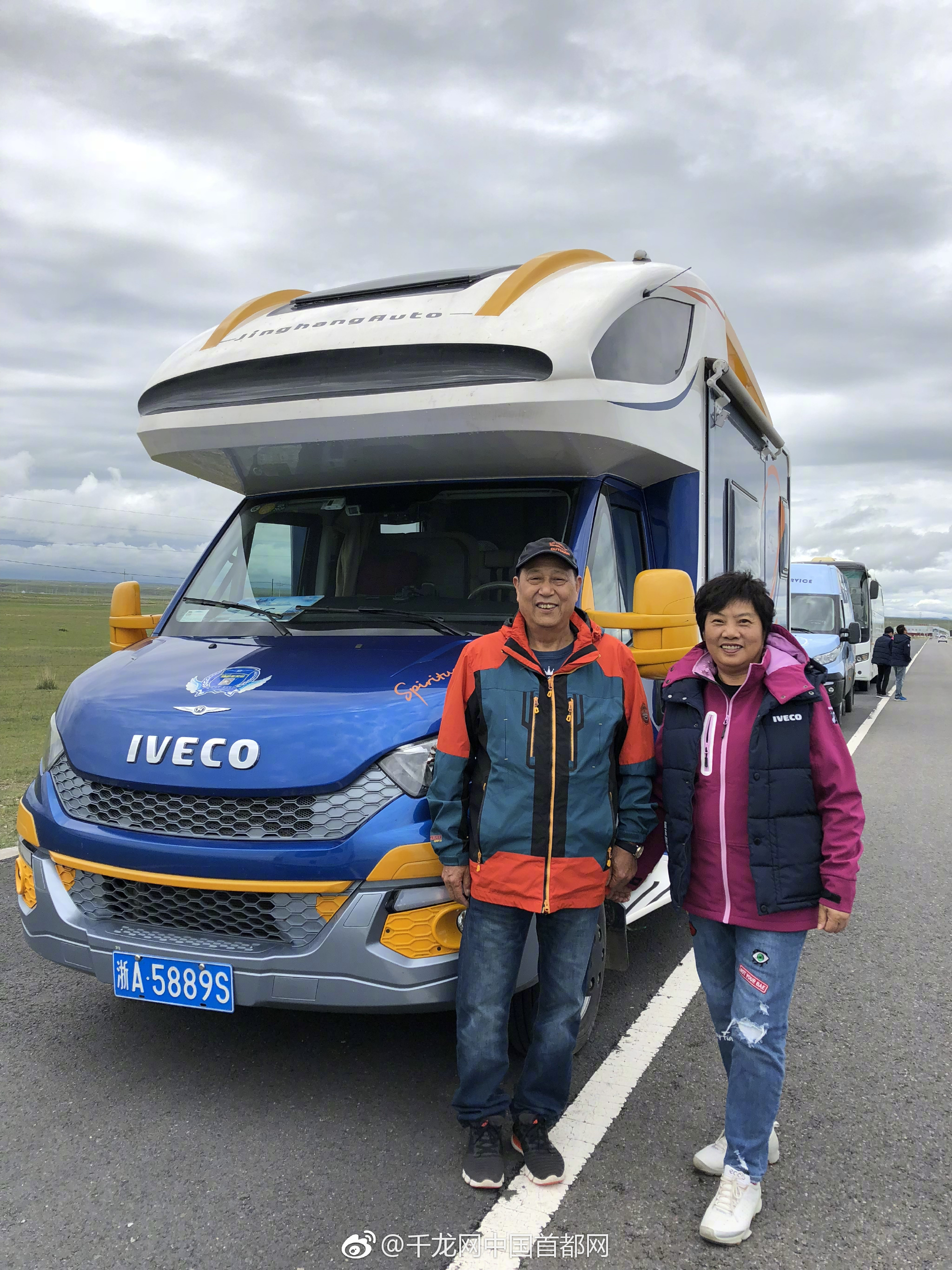 郑刚<悬>赏5000万下场手!撕罗永浩，也救不了西贝贾国龙！