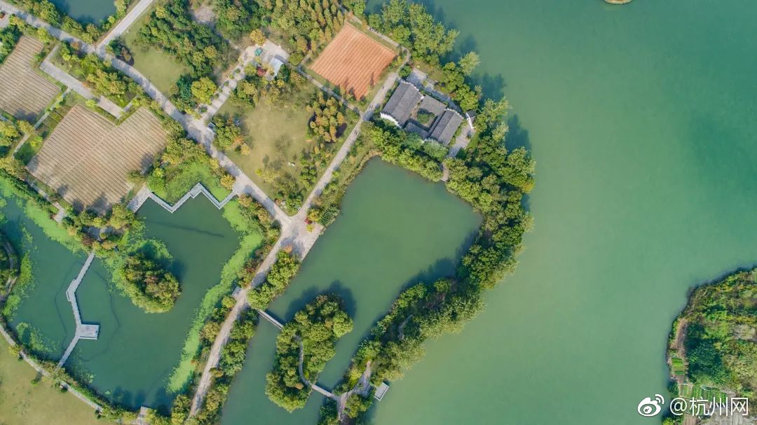 规模扩张:、权益配置增加，理财子增资潮或开启