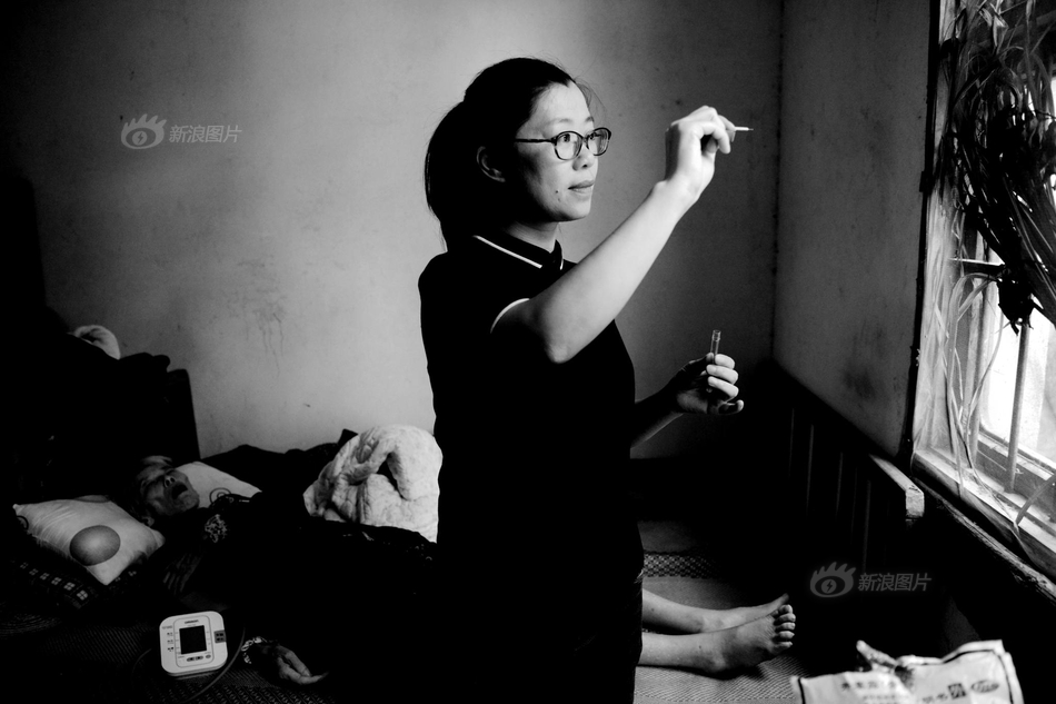 华为终端;启动鸿,蒙感恩回馈季，多款旗舰机型限时优惠最高立减2000元