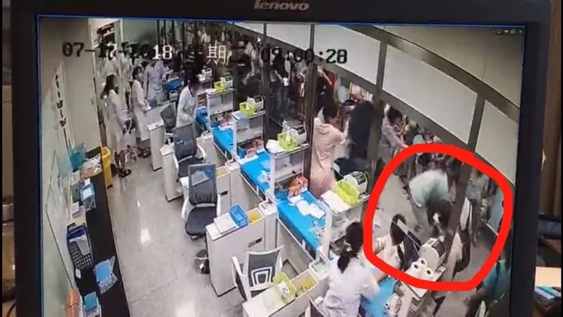 汪<国>维任<北>部湾港副董事长