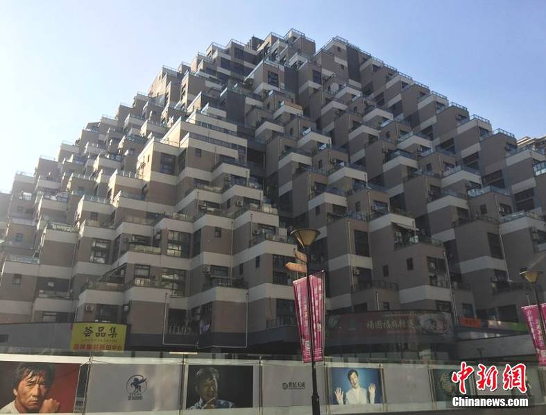 AI手机,概念涨2.81%，主力资金净流入这些股