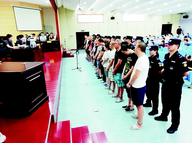 周心‘怀’任中石油董事、总经理、党组副书记