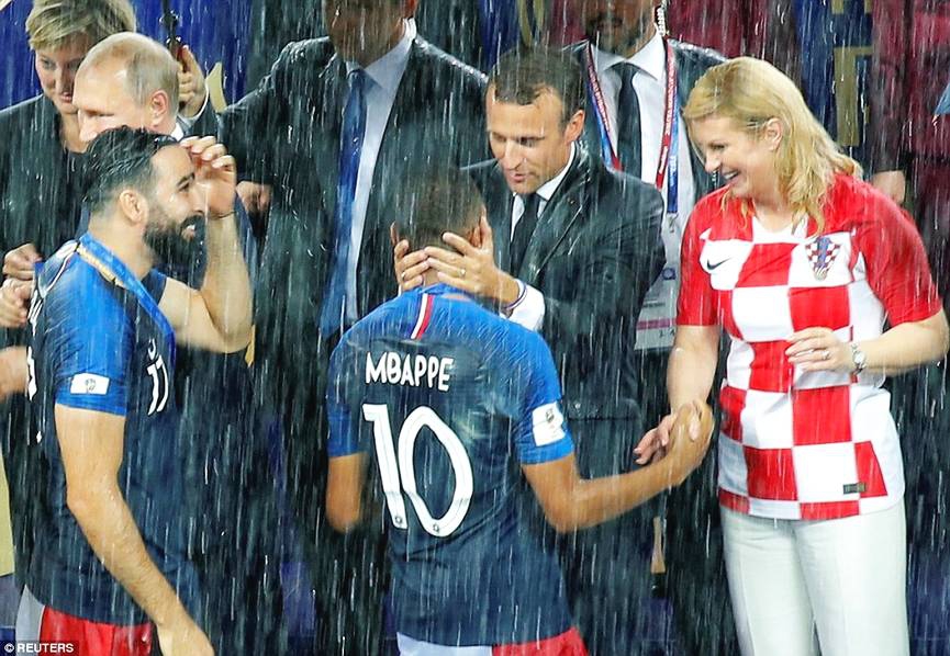 2:025年全球造船行业分析：处于长期持续的上行周期，将经历两个阶段（附下载）