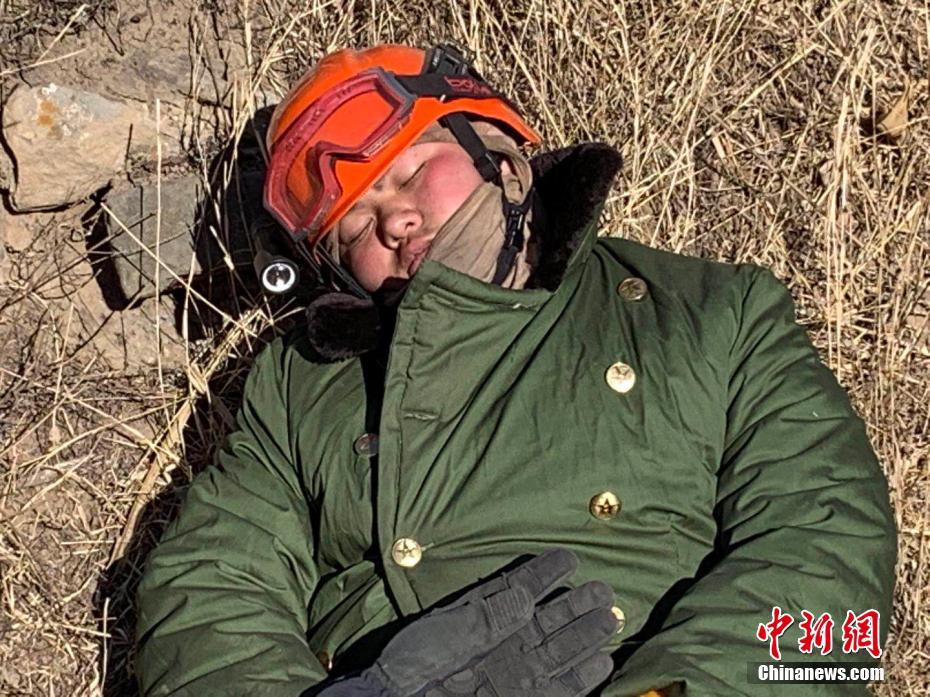 疯<狂>的存储芯片，明年产能全部售罄