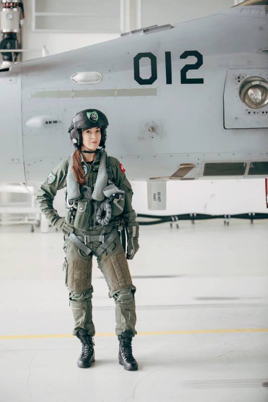 盛航;股份：第三季度归母净利润1906.02万元，同比下降49.36%