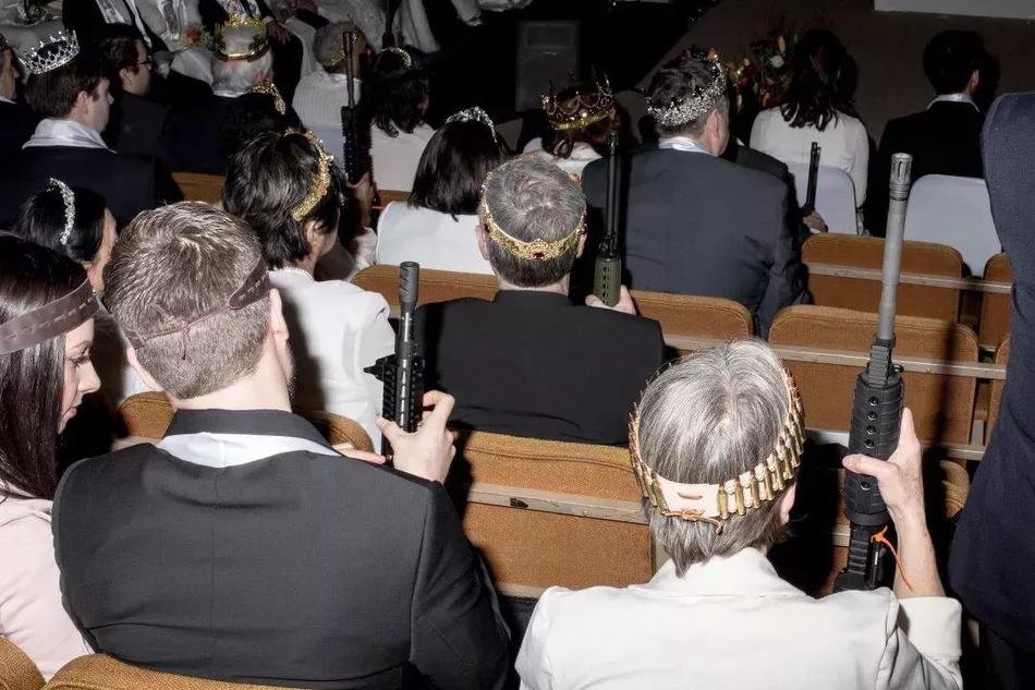 【<四>季报】聚酯：供需依旧弱势