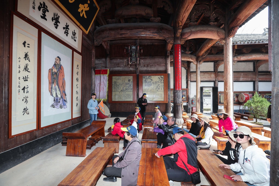 行业?监察任务清单印发，涉及41家企业！液冷服务器概念强势拉升，龙头股业绩大增