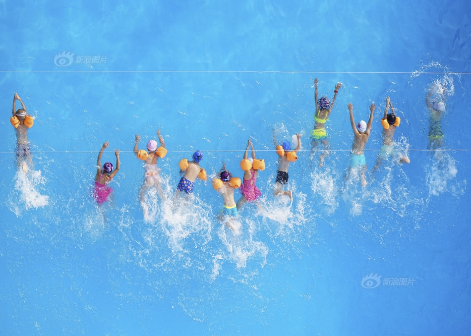 逾100只‘A’股<，>新纪录！