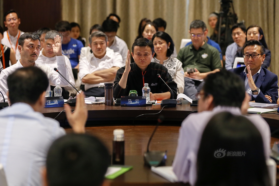 联想集团.第二季度三大主业全部双位数增长 AI成为增长核心引擎