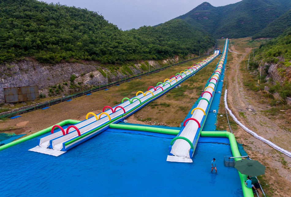 中!红医疗跌3.63% 上市即巅峰超募13亿元