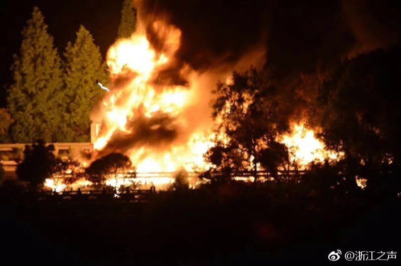 凯格精机股—价创新高