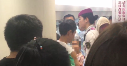 46万?起;卖，极氪9X凭什么叫板BBA？吉利高端化的“关键一跃”