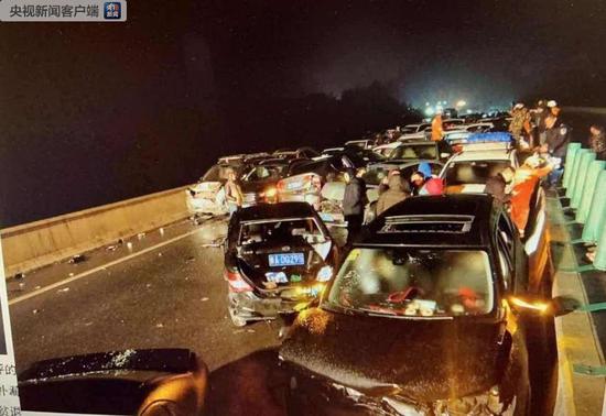 马云拿下:电信大单