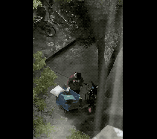 第一<拖>拉机股份发布中期业绩 归母净利润7.69亿元同比减少15.06%