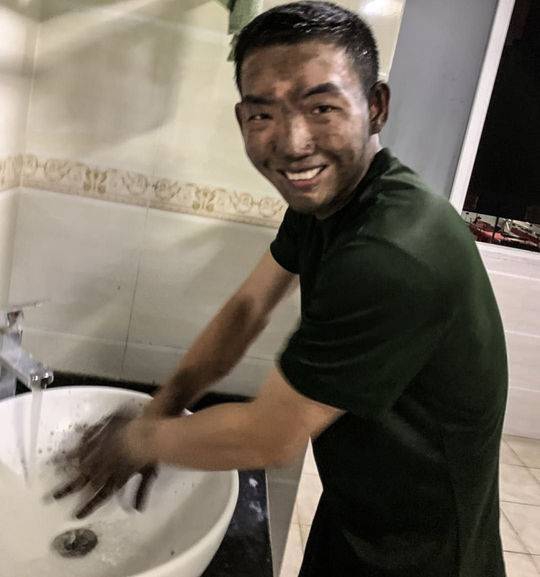 寒武:纪-U股价再超贵州茅台，盘中大涨超7%