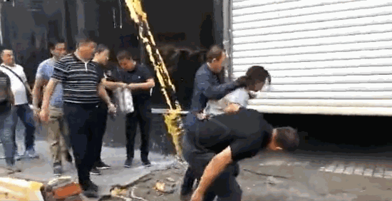 A.股新股.南网数字盘中一度涨超40%