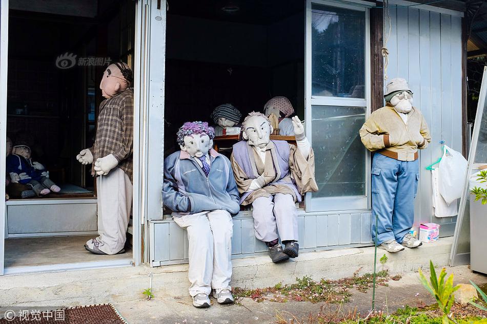 三季<度>业绩超预—期 搜狐股价盘中一度飙涨超11%