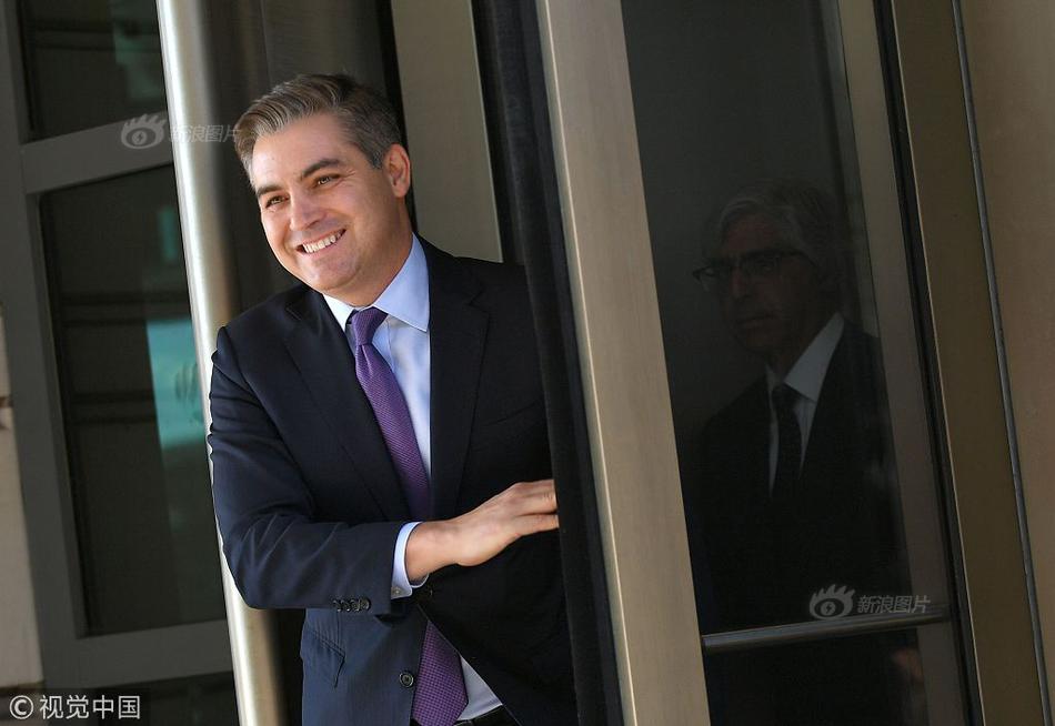 通:胀数据发布后 特朗普威胁推进对鲍威尔的“重大诉讼” 进一步施压降息