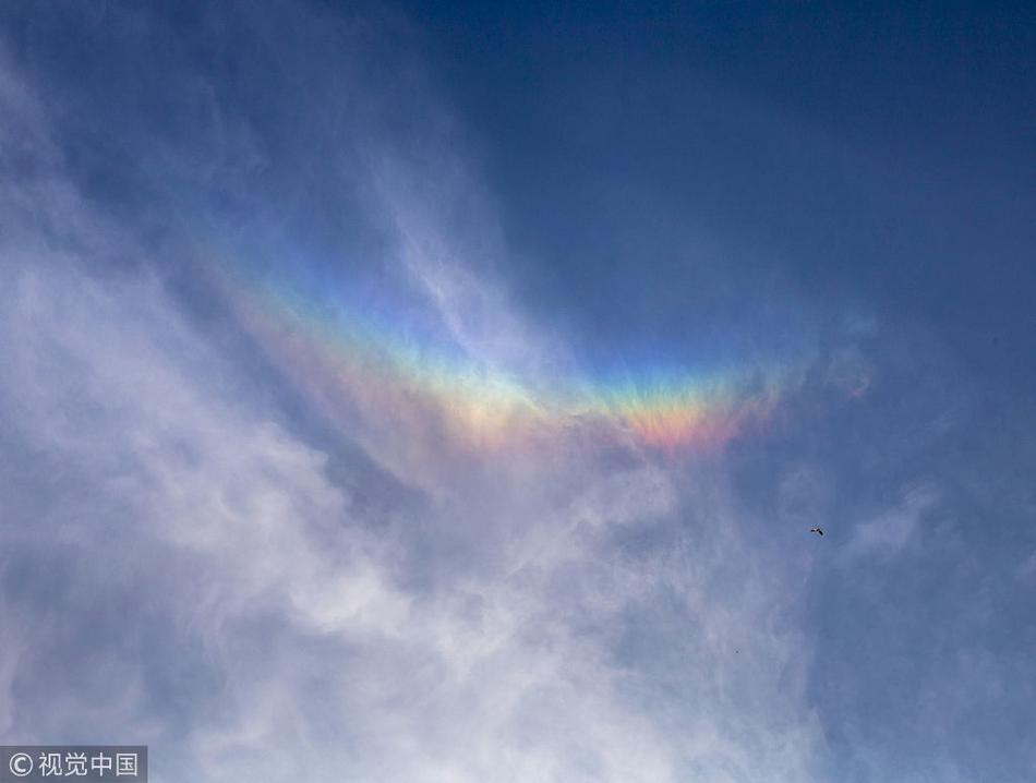 立讯精密港,股上市的背水一战，王来春“去苹果化”的生死时速