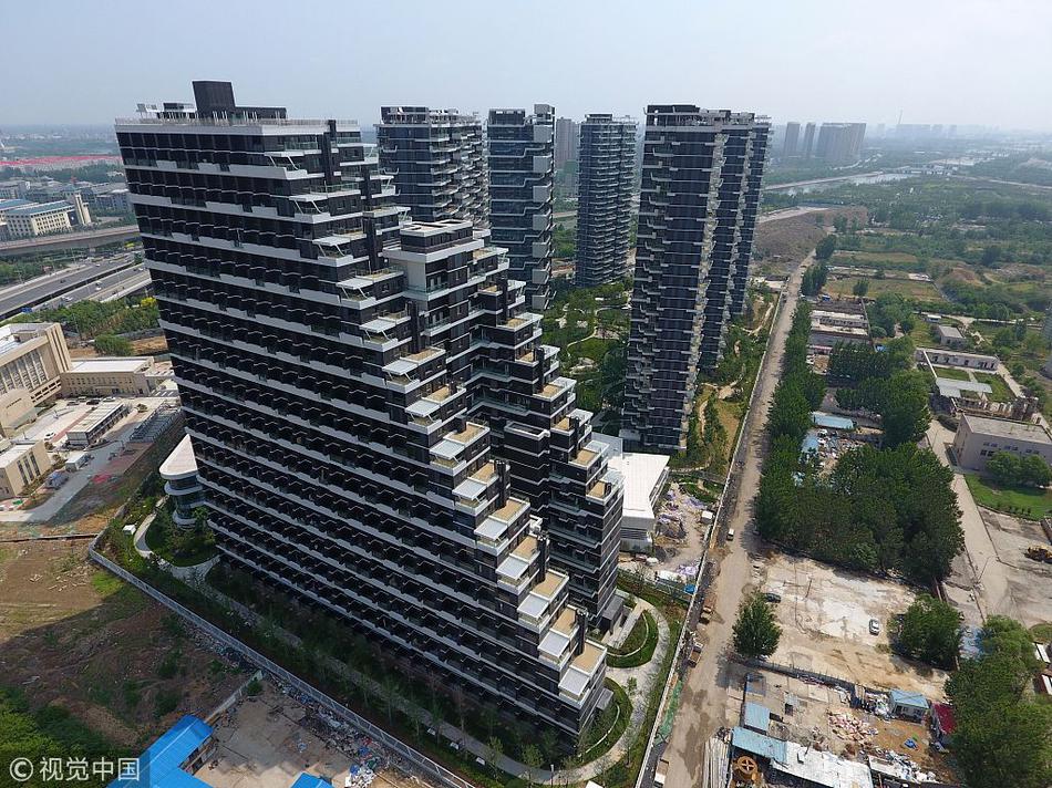 泡?泡玛?特狂奔：月产追全年 海外拉毛利