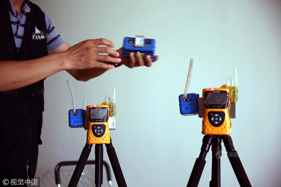 服<务>鑫元基金12年、任副总近10年！王辉“降职”高级专员，两个月前南京银行系两位高管同时上位