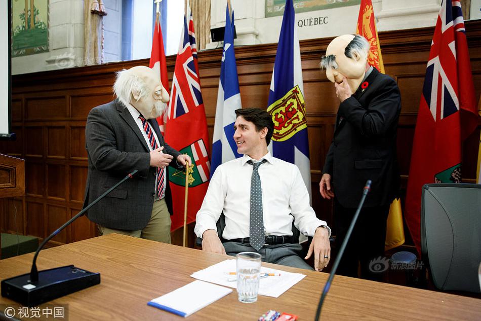 小米 YU7 成为全球网‘红’，海!外网友集体破防