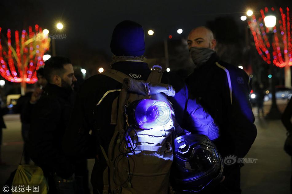 存强制‘退’市风险 *;ST长药涉嫌财务造假遭立案