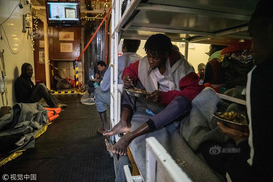 赣粤高速：10月车辆通行服务收入2.66亿元