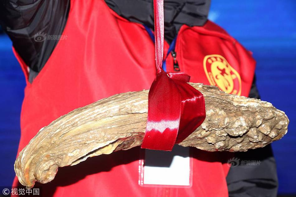 西,湖沁<园>居半年内两次调规，住宅楼长高、总建面增加