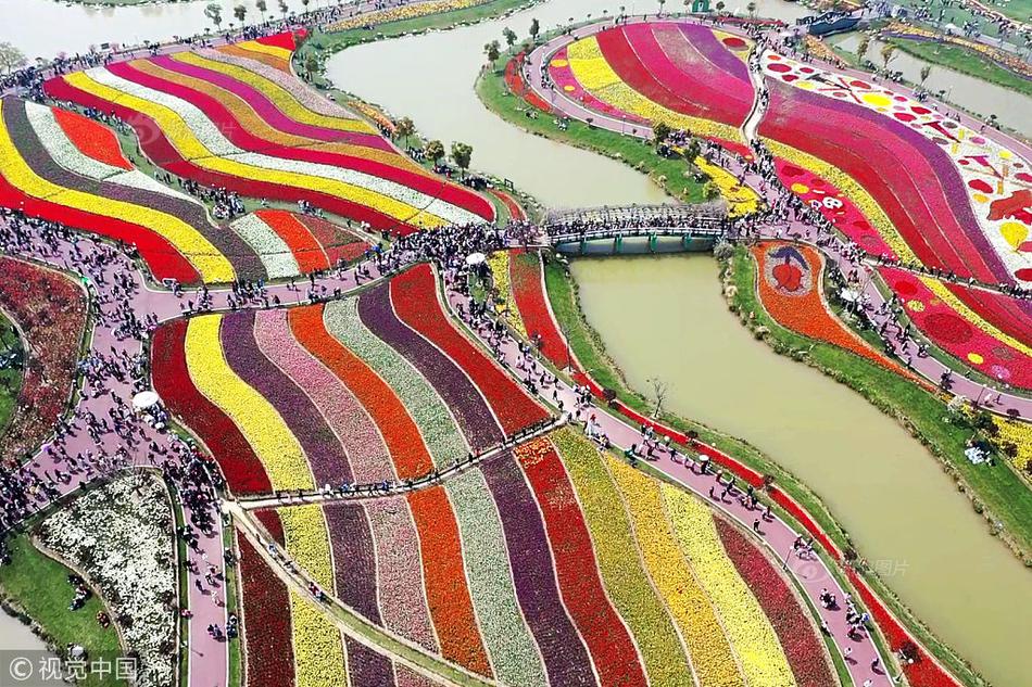 原<油>：油价在震荡行情中下跌 交易员密切关注乌克兰谈判进展