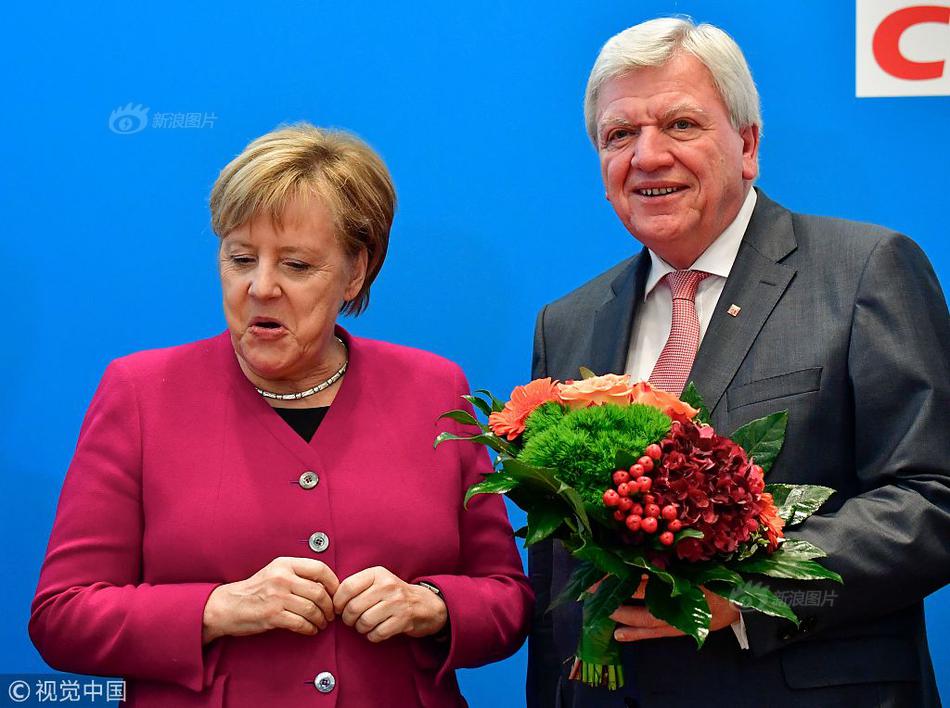 整合车源‘、’码头、物流！广州金港二手车出口“一站式”服务平台落成