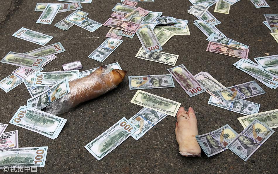 百联股份;：‘公’司按照相关规定在定期报告中对股东相关情况进行披露