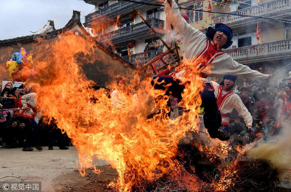 英?伟.达数据中心收入略低于预期