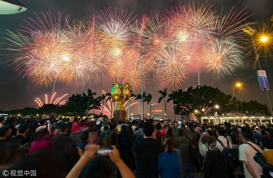 铝业.股普跌 中国铝业(02600)跌5.12% 高盛指伴随市场转入过剩 铝价Q4或跌至2350美元/吨