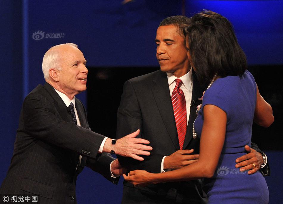 美!国总统特朗普签署“大而美”税收和支出法案